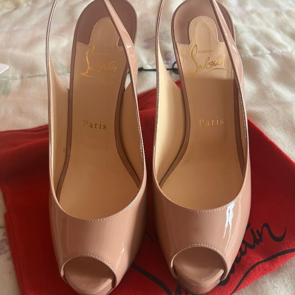 Christian Louboutin Private Number 71/2